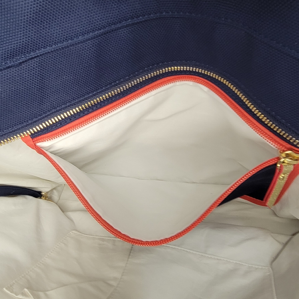 Lilly Pulitzer Navy Tote w/ Gold Leather Straps and‎ Gold Hardware. P140 - Picture 8 of 13